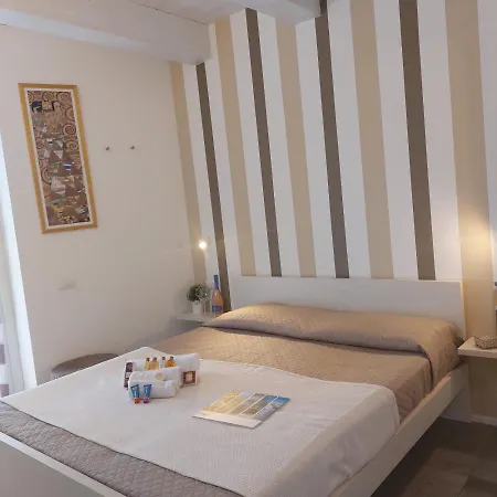 Guest house Aurum Loreto